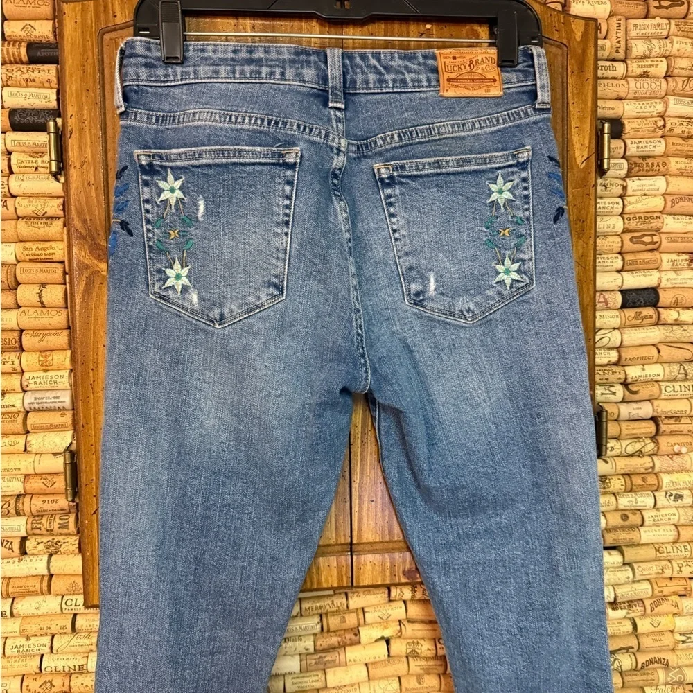 Lucky Brand ORTA Ava Skinny floral Embroidered Distressed ankle Jeans MidWash 27